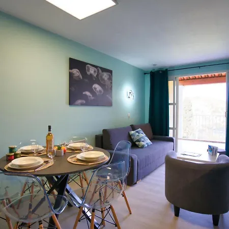 L'esquinade - H2 317 By Interhome Apartment *