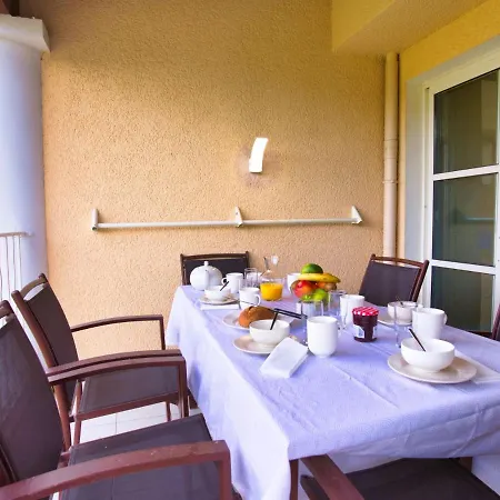 Daire L'esquinade - H2 317 By Interhome