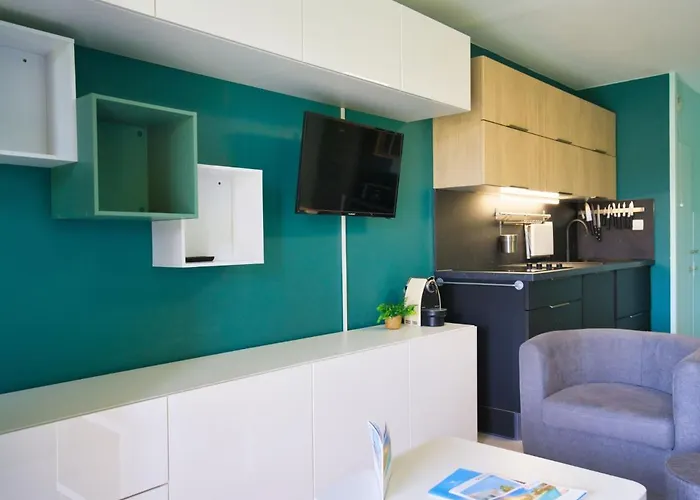 L'esquinade - H2 317 By Interhome