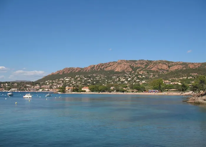 Апартаменты L'esquinade - H2 317 By Interhome